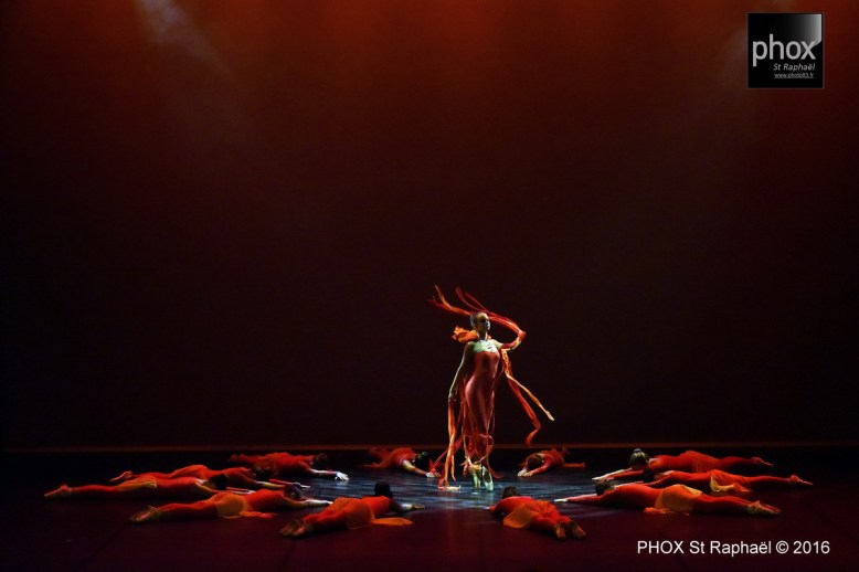 dance district spectacle 2016